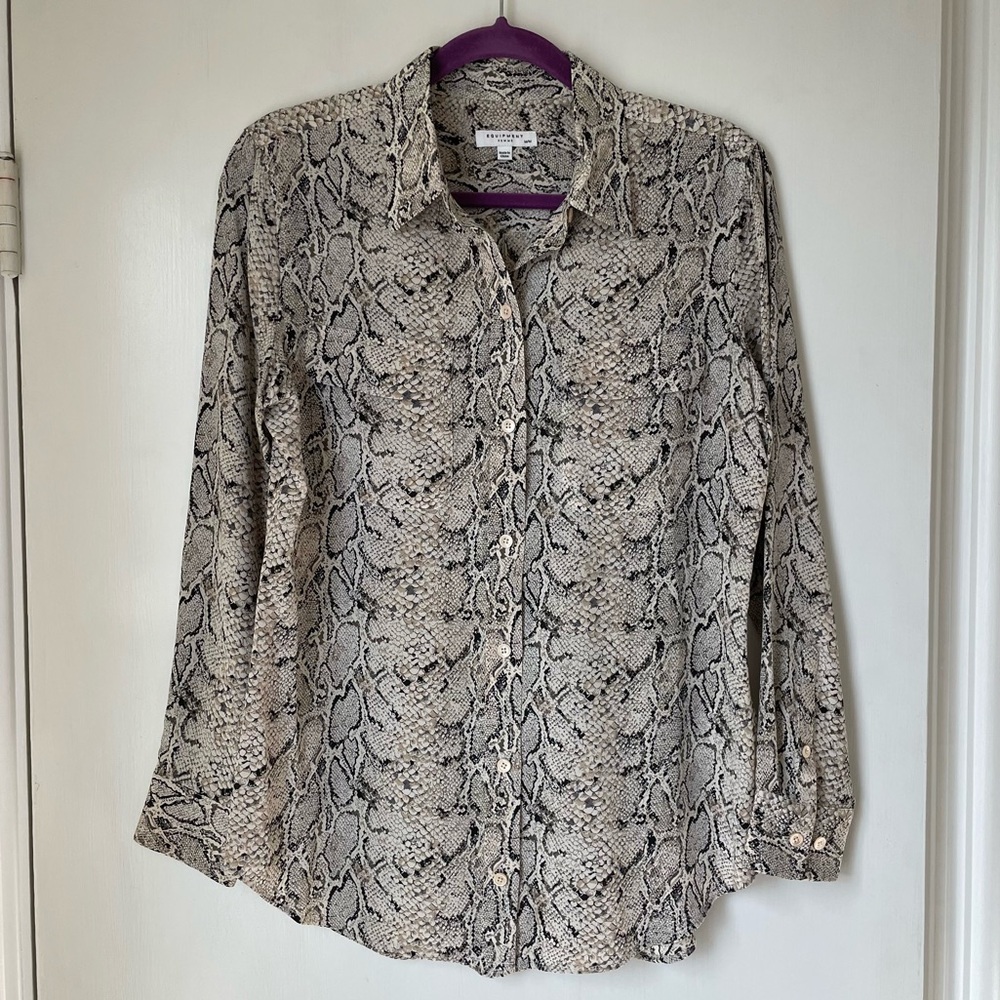 Equipment Slim Signature Snake Print Silk Long Sleeve Shirt Blouse Top